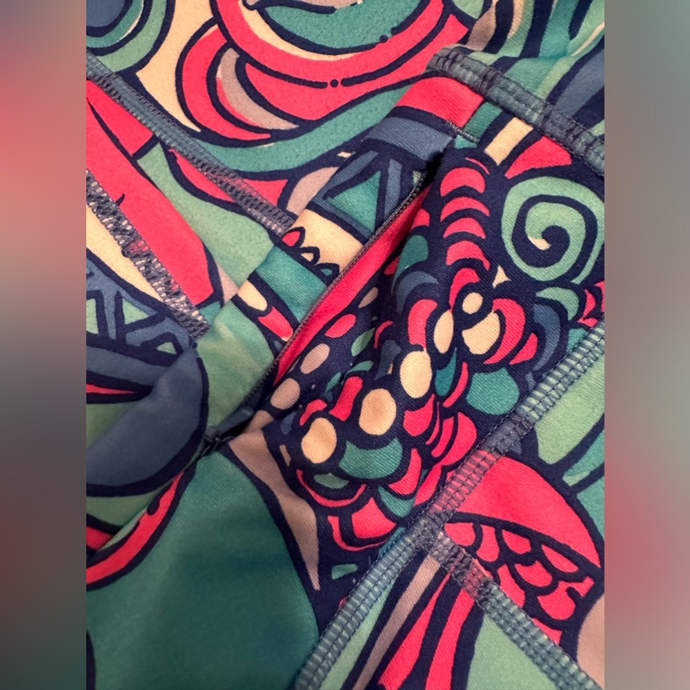 Lilly Pulitzer Luxletic leggings - Picture 3 of 6